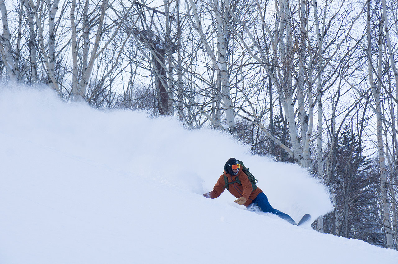 Taro Tamai Snowsurfing