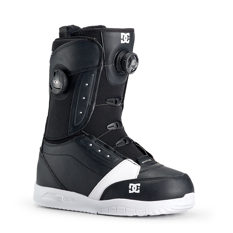 DC Lotus snowboard boot BOA