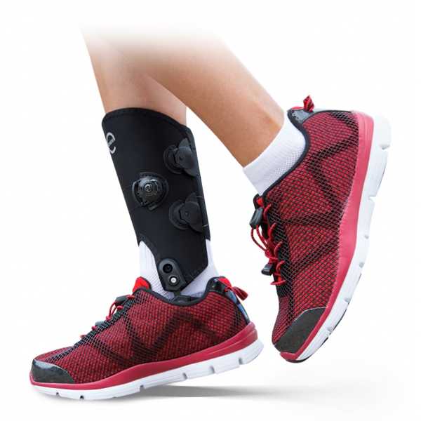 DJO-Free-Motion-Ankle-Brace-Boa