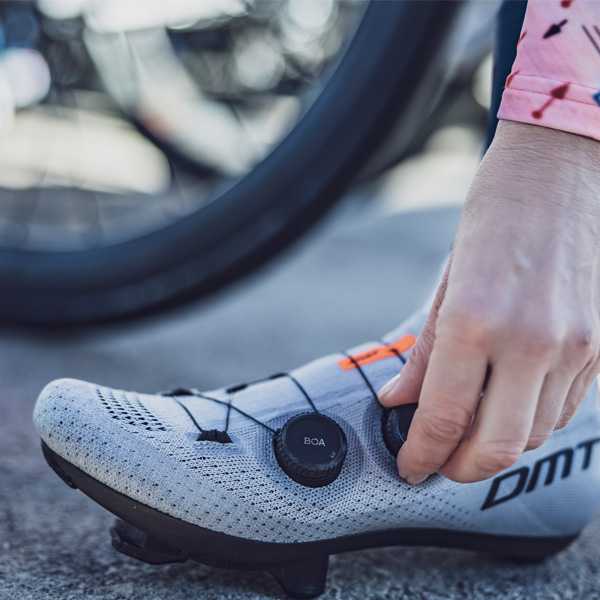 DMT KR0 road cycling shoe