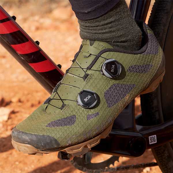 Giro Sector mountain bike shoe