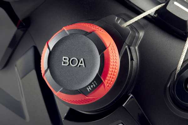 Atomic Hawx Ultra 130s