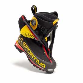 hiking shoes with boa