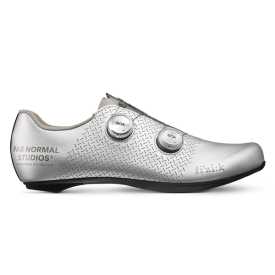 Road bike shoes with boa system top